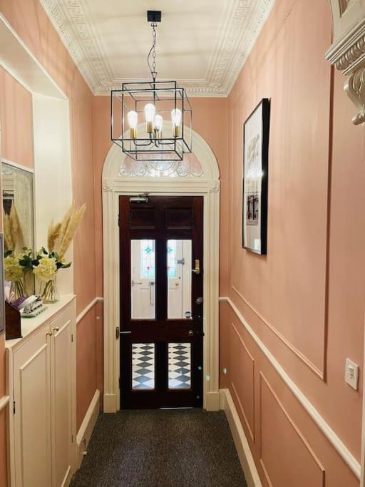 Stunning Seafront Apartment Brighton Bagian luar foto